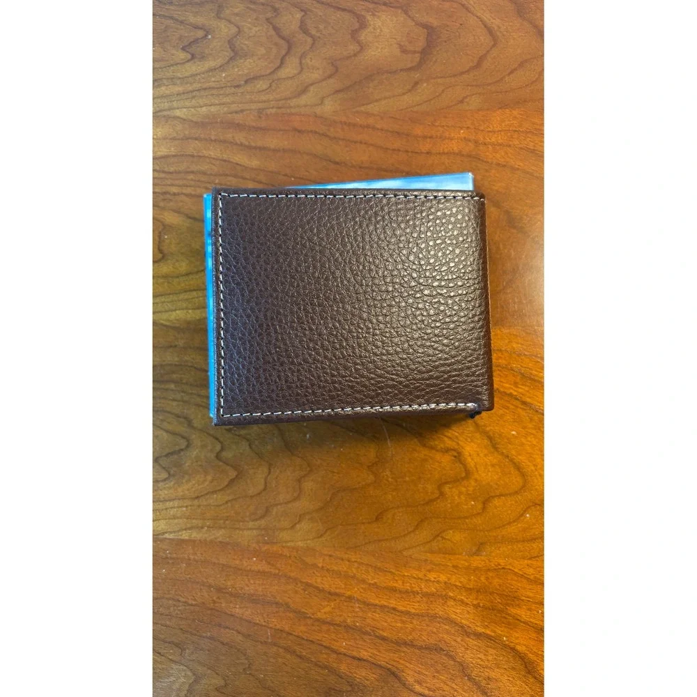 Neela Collection Mens Brown Pebbled Bifold Wallet Horse Emblem Western NIB
